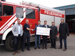 v.l.n.r. Kaplan Dursun (Provinzial), Peter Jonas (Feuerwehr), Frank Simons, Jörg Simons, Michael Valder (Provinzial), Johannes Winckler (Stadt Euskirchen)