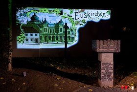 Gedenkstätte der Euskirchener Synagoge bei der Gedenkfeier 2018