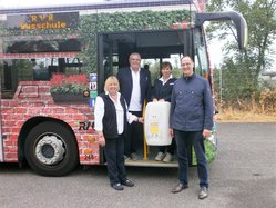 v. l. n. r. Frau Salentin, Herr Oleff, Frau Gebauer (RVK) und Herr Brinkmann (SVE)