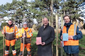 (v.l.n.r) Robin Mager und Aleksandar Konstantinovic (Stadt Euskirchen), Achim Diewald (Westenergie) und Simon Gammersbach (Stadt Euskirchen)