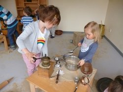 Projekt "Sandküche" im FZ Kiefernweg